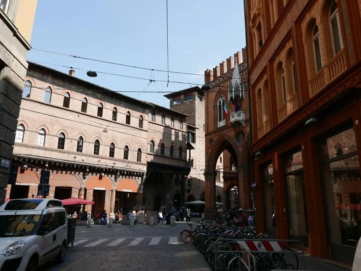 Travel Fiera Apartment Bologna 0*,